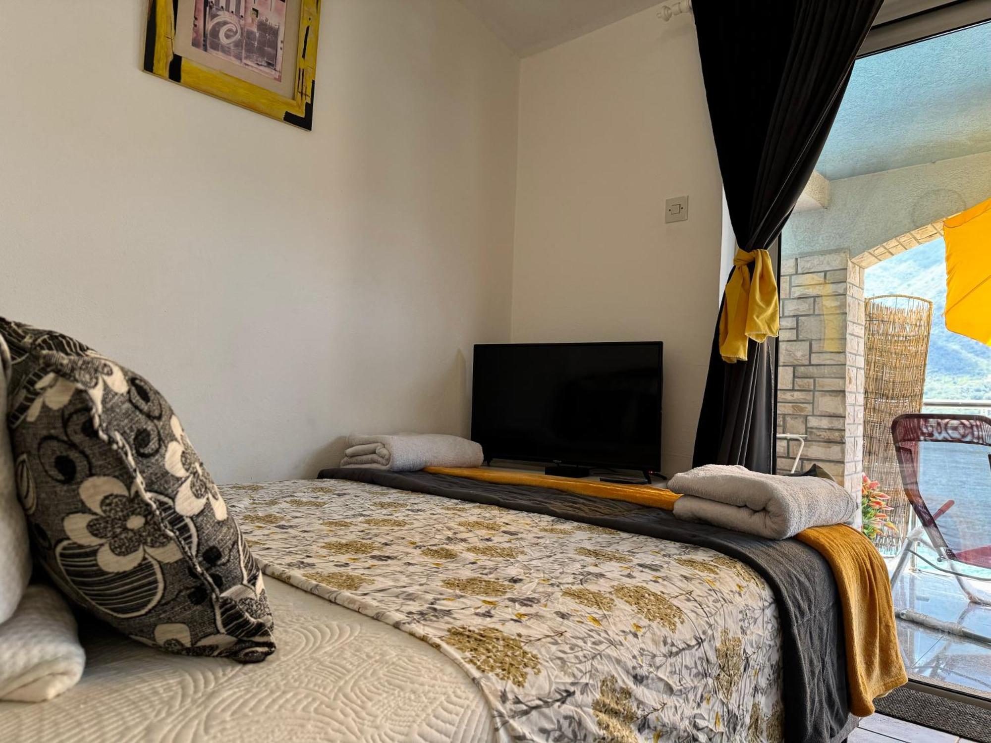 Aparthotel Maxim Kotor Kültér fotó